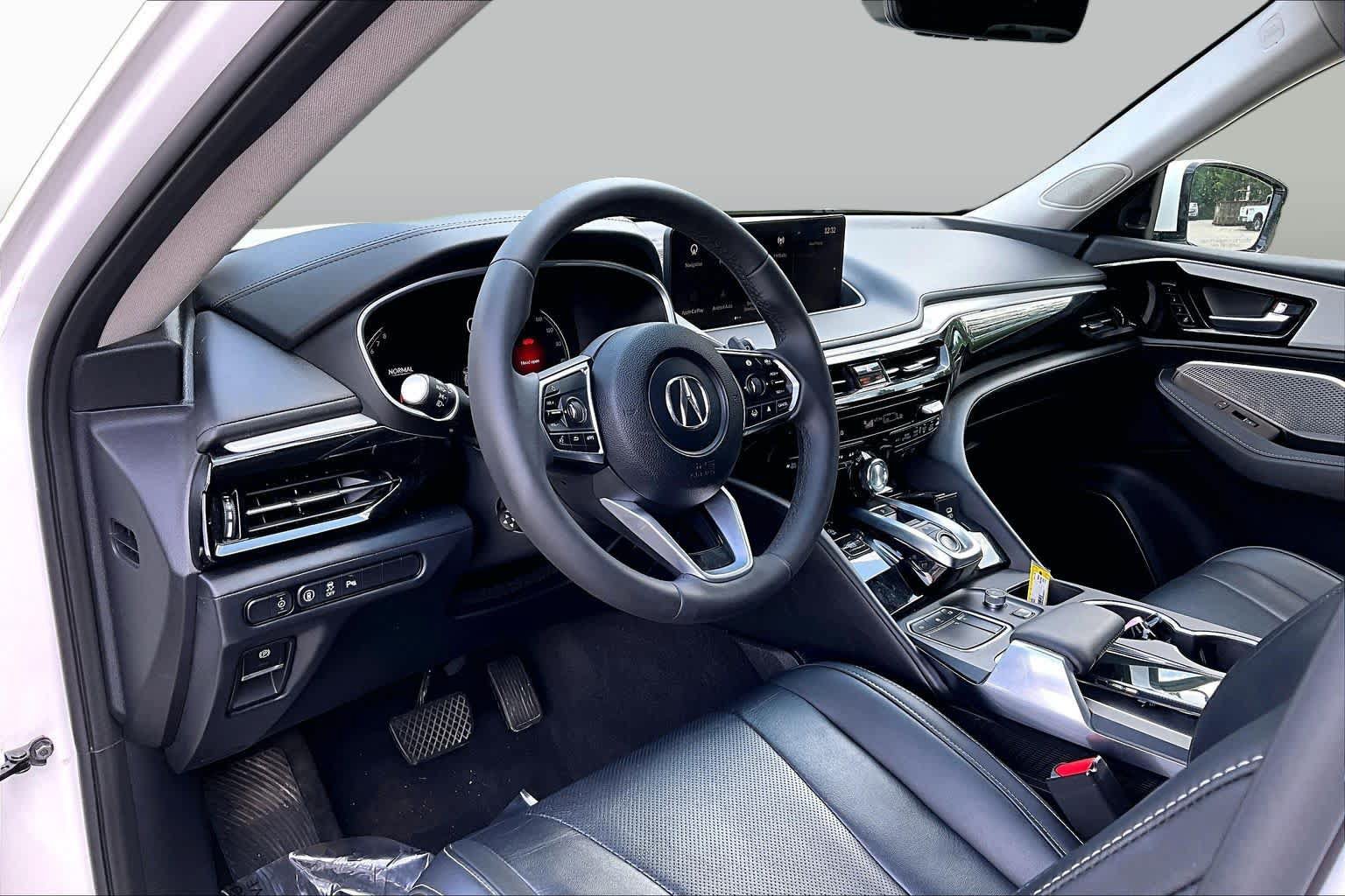 Used 2023 Acura MDX SH-AWD w/ Technology Package image 35