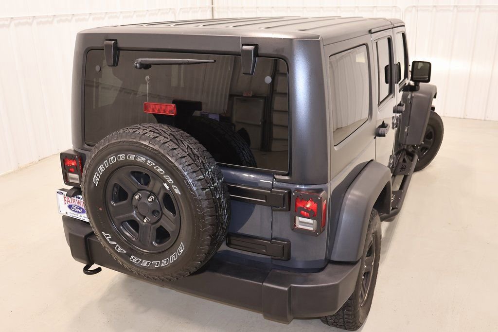 Used 2018 Jeep Wrangler Unlimited Sport image 7
