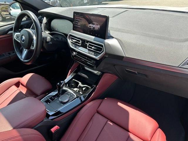 Used 2022 BMW X4 xDrive30i w/ Premium Package Essential AWD/4WD image 11