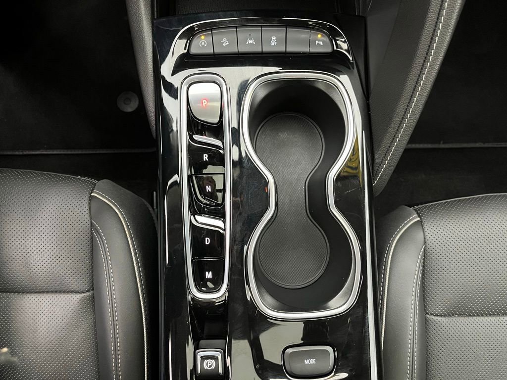 Used 2022 Buick Envision Essence w/ Safety Package image 25