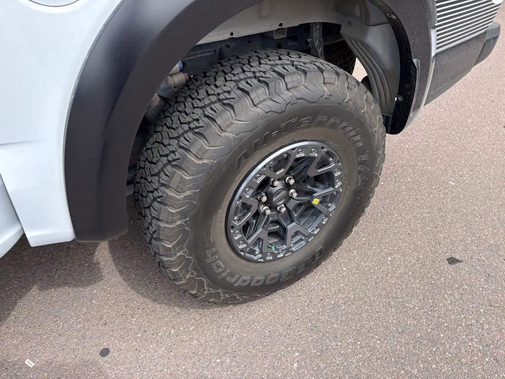 Certified 2025 Ford F150 Raptor w/ Equipment Group 803A Raptor R AWD/4WD image 12