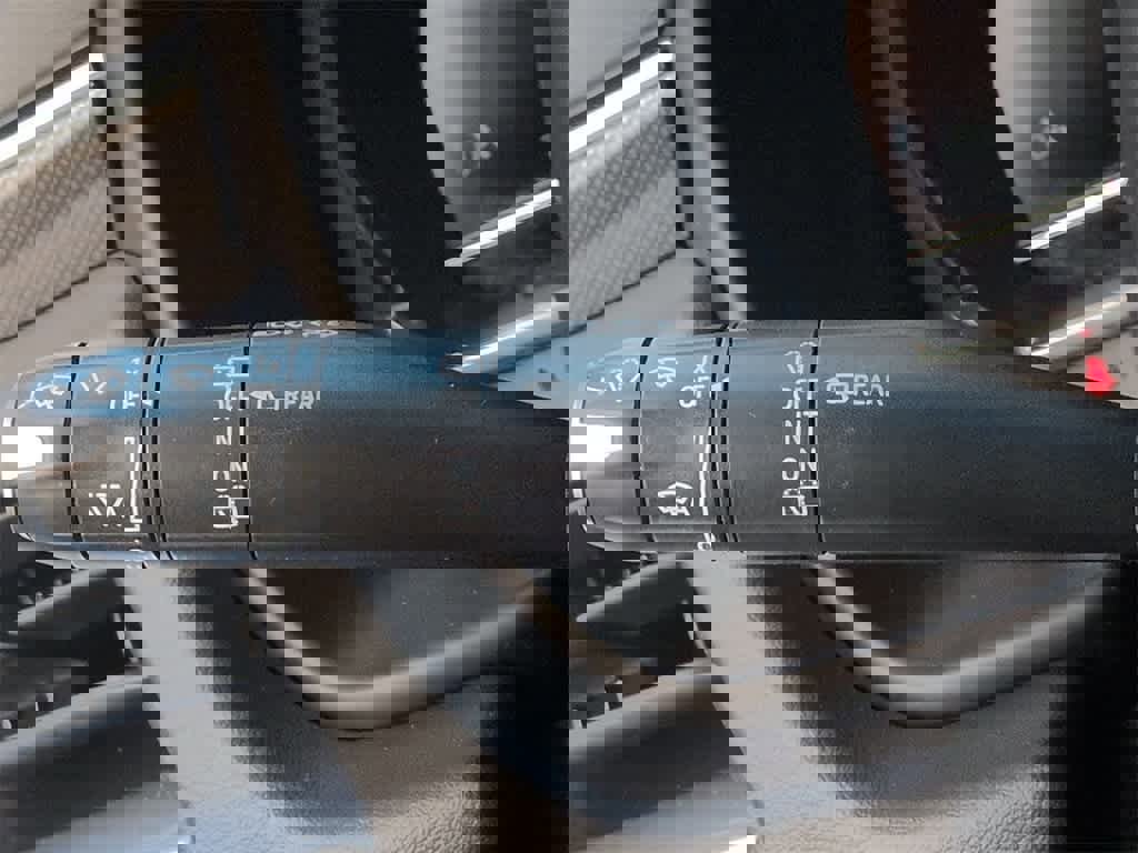 Used 2022 Chevrolet Suburban RST image 26