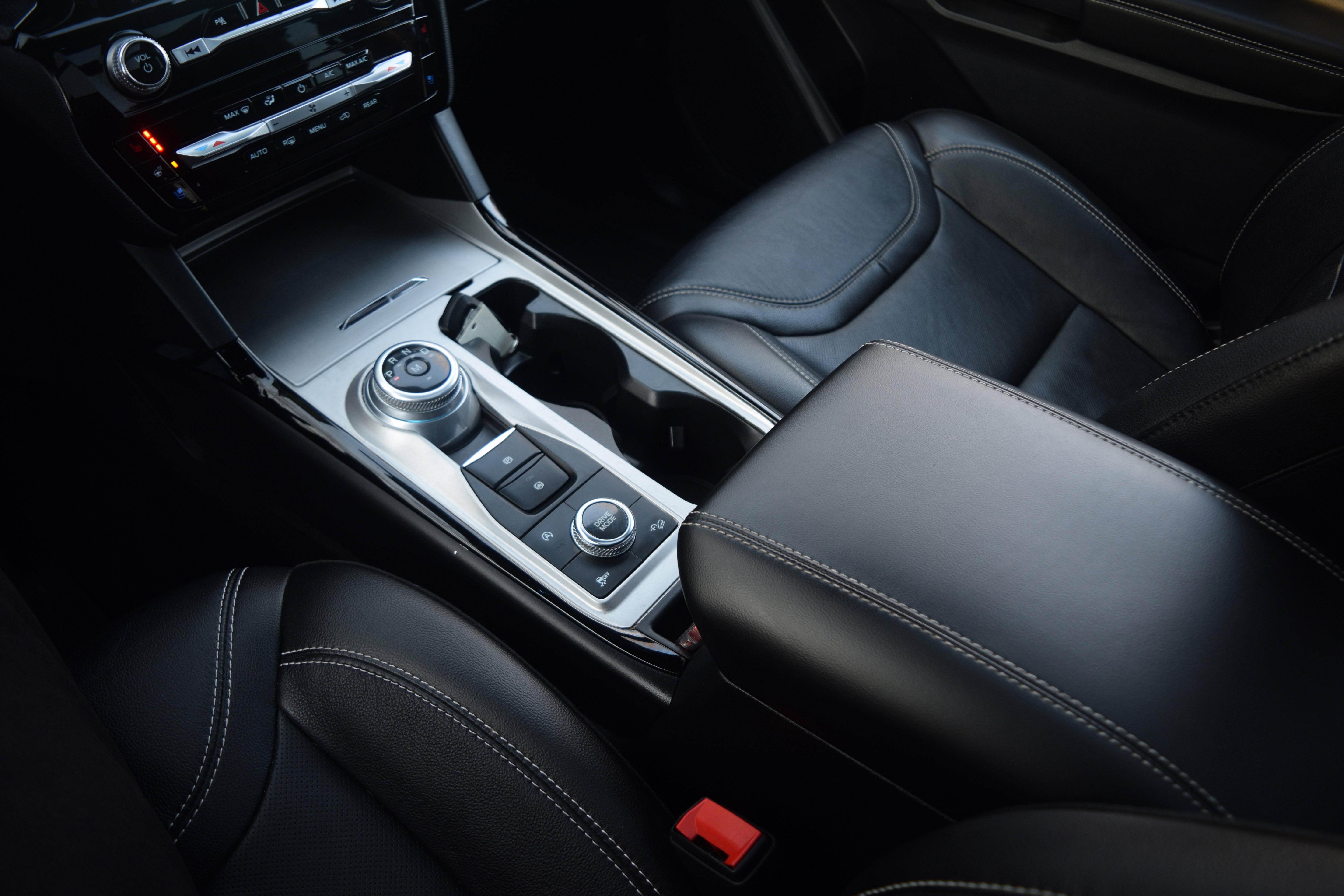 Certified 2023 Ford Explorer ST w/ Equipment Group 401A image 13