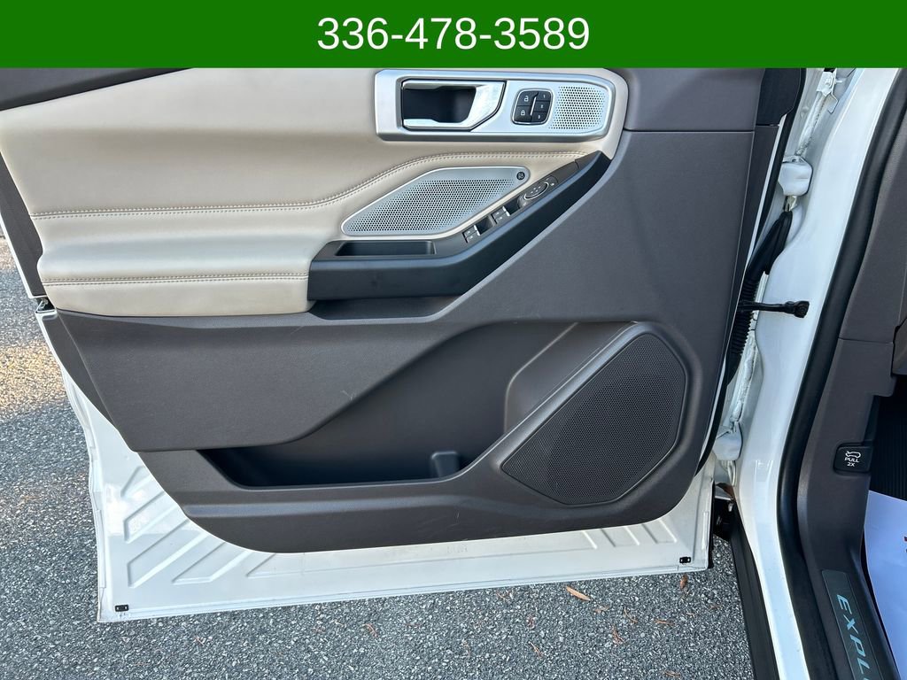 Certified 2020 Ford Explorer Platinum w/ Premium Technology Package image 10