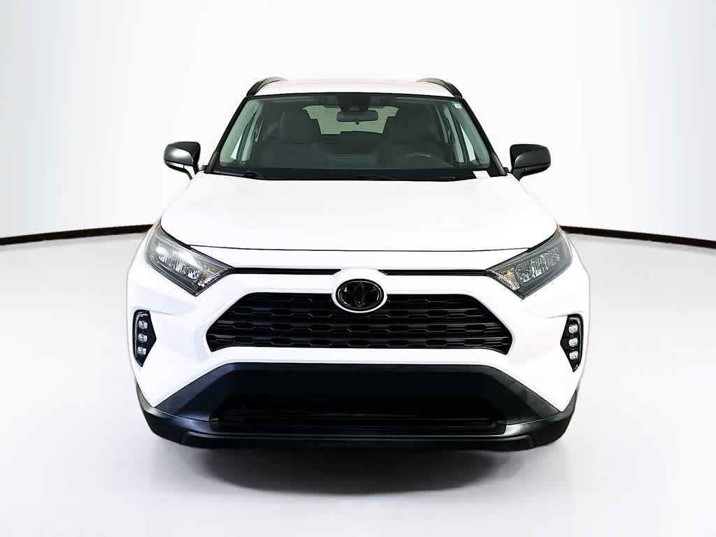Used 2021 Toyota RAV4 LE FWD image 6