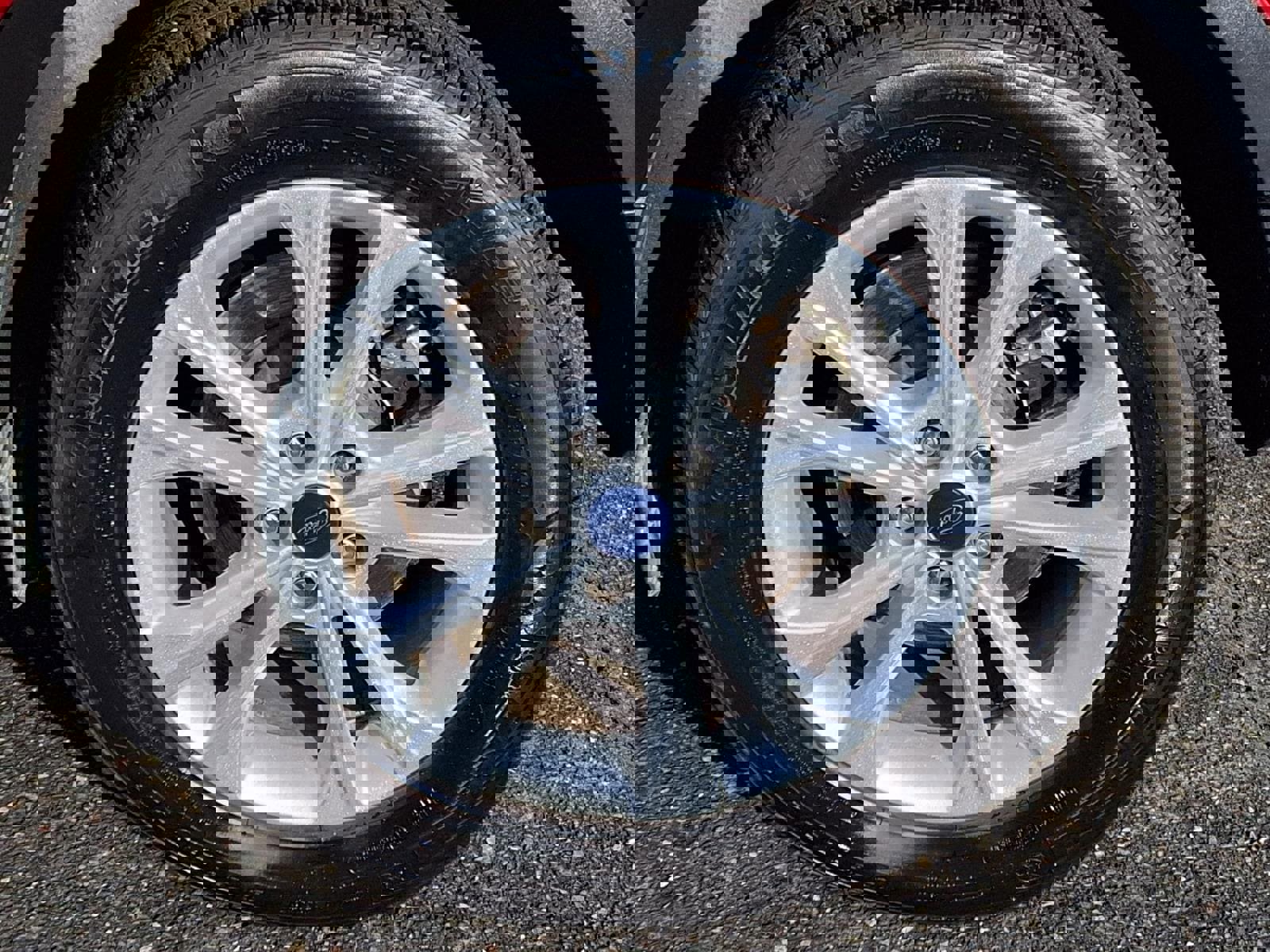 Certified 2018 Ford Escape SE image 11