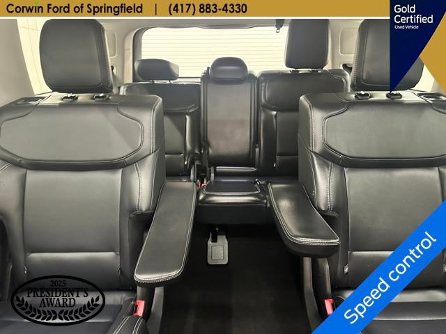 Certified 2025 Ford Expedition Platinum AWD/4WD image 30