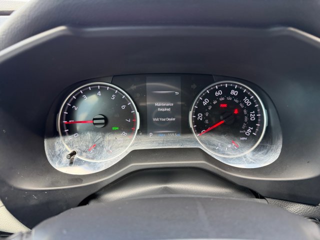 Used 2021 Toyota RAV4 XLE w/ Convenience Package image 11