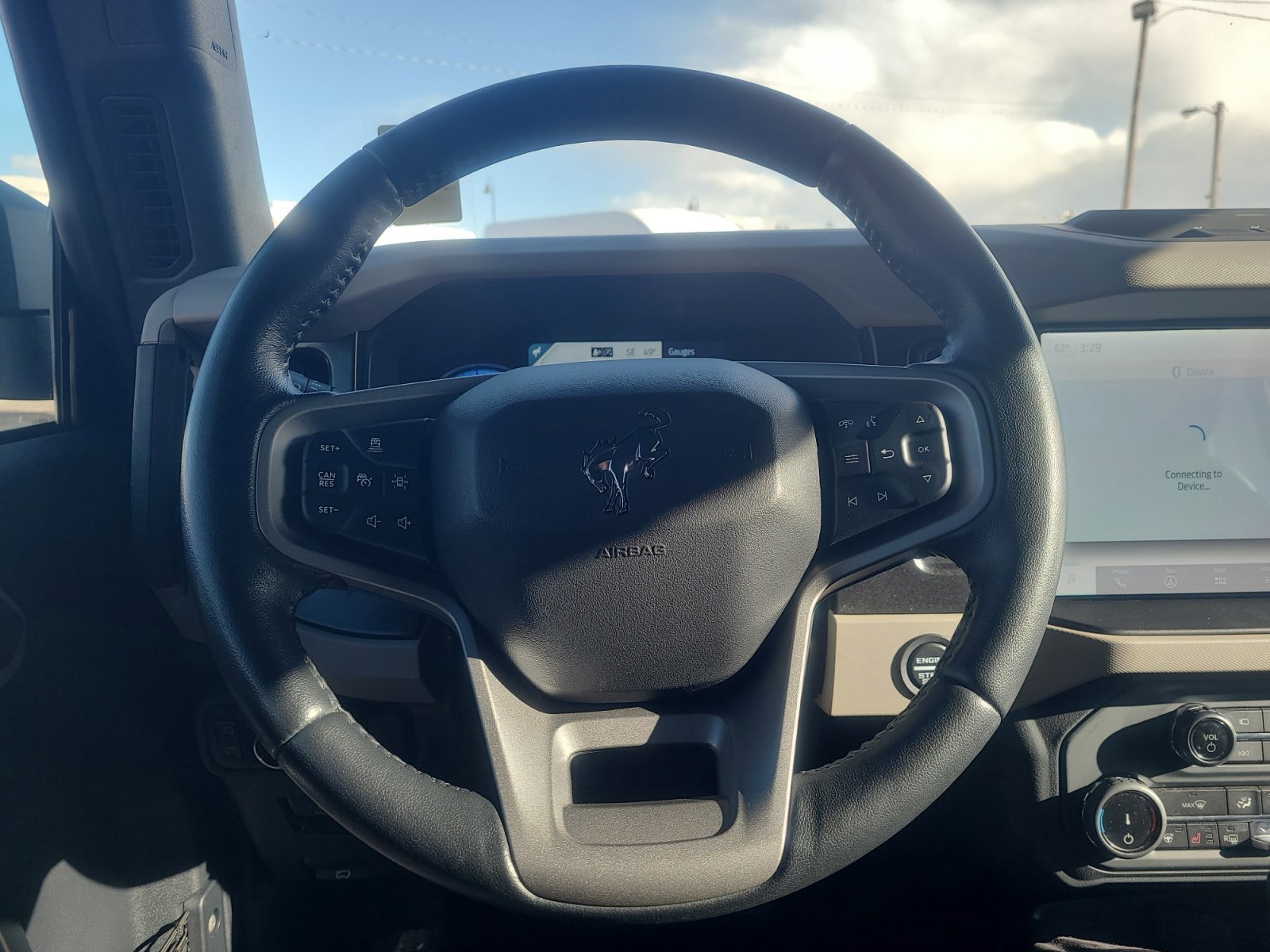 Certified 2022 Ford Bronco Wildtrak image 9