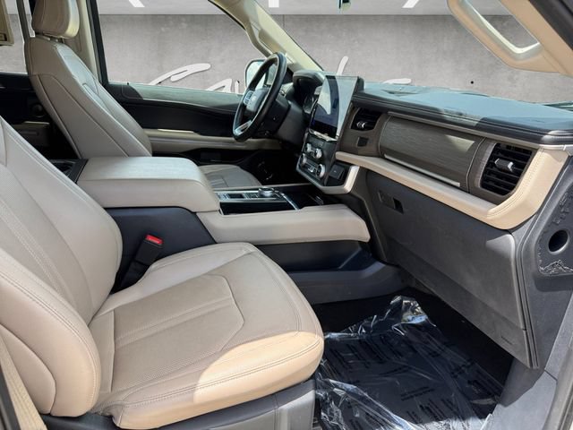 Certified 2024 Ford Expedition Max Limited RWD image 25