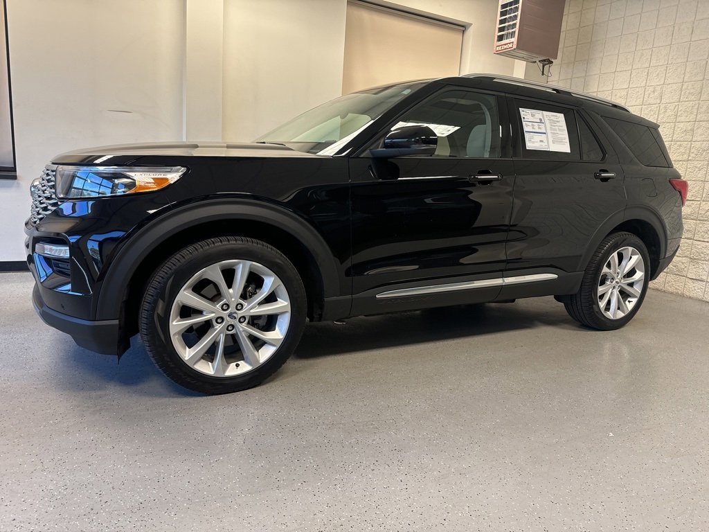 Certified 2024 Ford Explorer Platinum w/ Technology Package image 40