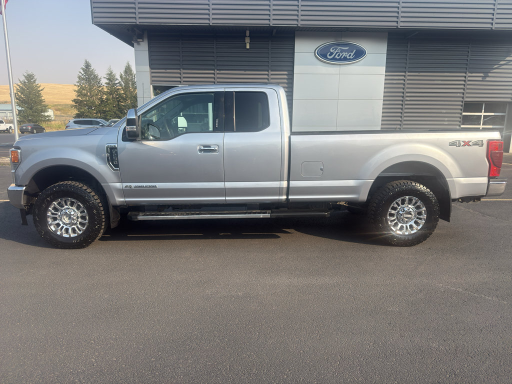 Certified 2022 Ford F250 XLT w/ XLT Premium Package AWD/4WD image 28