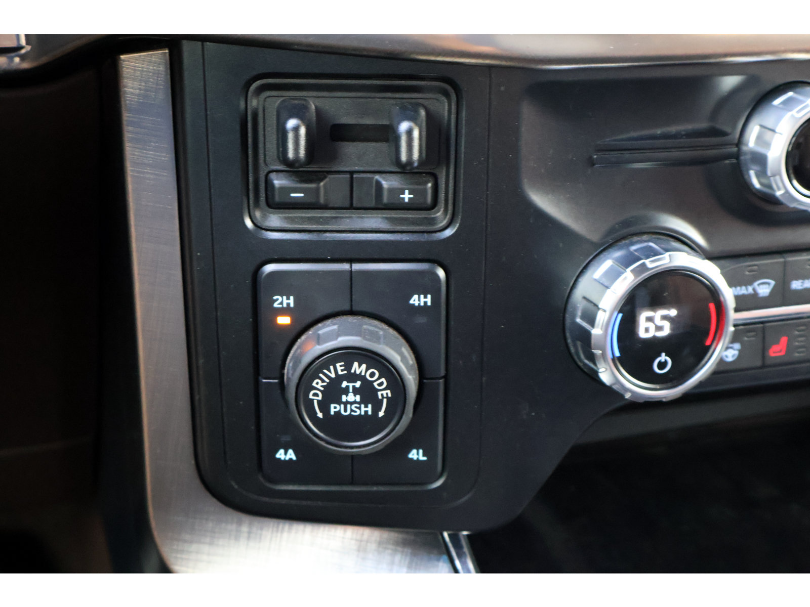 Certified 2021 Ford F150 King Ranch w/ Equipment Group 601A High AWD/4WD image 9