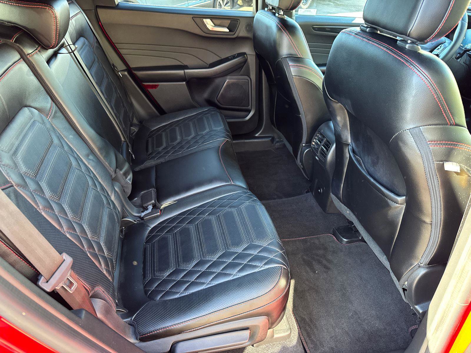 Certified 2023 Ford Escape ST-Line Elite w/ Premium Technology Package image 19