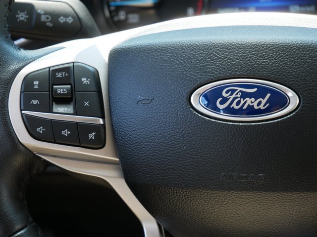 Certified 2024 Ford Explorer XLT w/ Equipment Group 202A AWD/4WD image 18