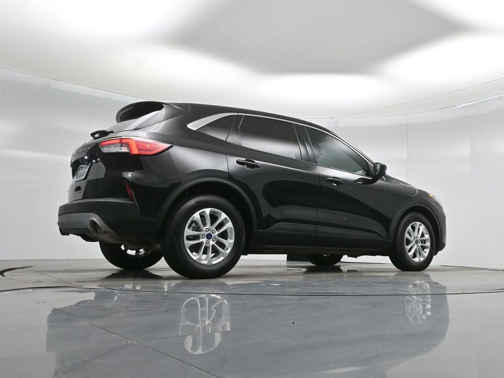 Certified 2022 Ford Escape SE image 14