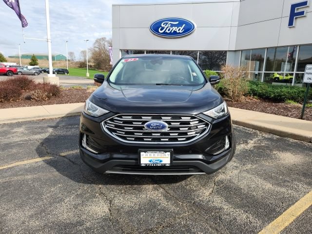 Certified 2022 Ford Edge Titanium AWD/4WD image 2