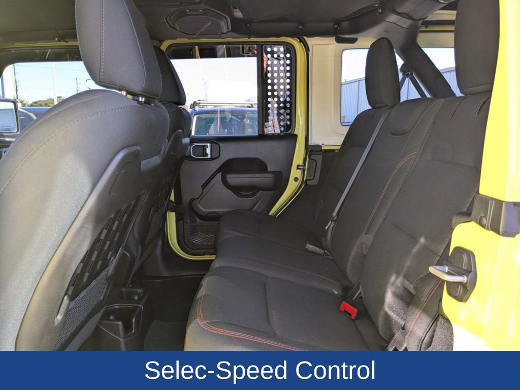 Used 2022 Jeep Wrangler Unlimited Rubicon image 15
