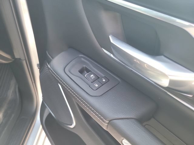 Used 2025 RAM 1500 Laramie AWD/4WD image 28