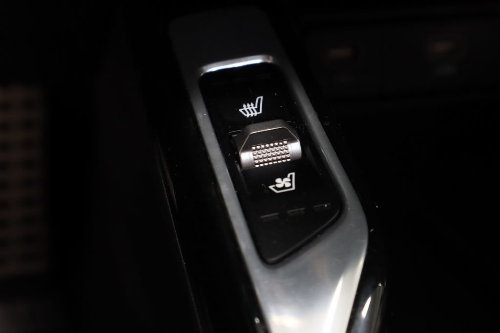 Used 2023 Kia Sorento SX Prestige AWD/4WD image 12