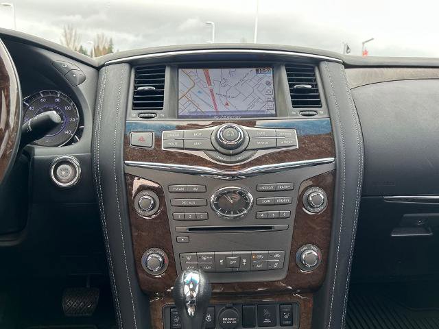 Used 2017 INFINITI QX80 4WD w/ Driver Assistance Package image 28