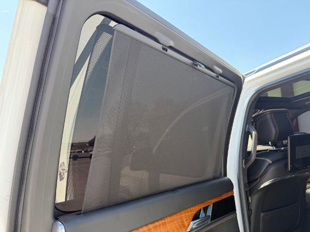 Used 2022 Jeep Grand Wagoneer Series III w/ Rear Seat Video Group 1 AWD/4WD image 26