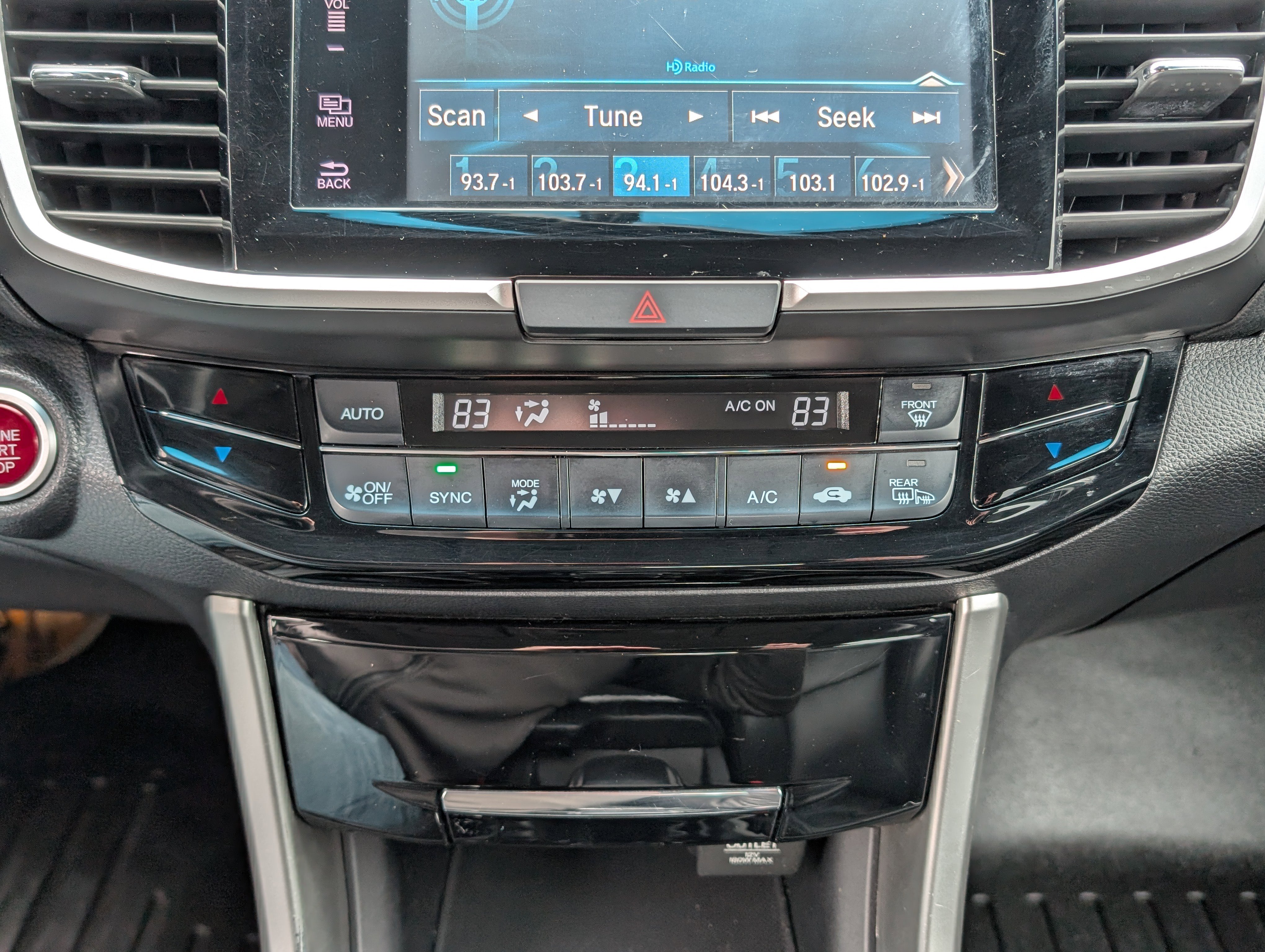 Used 2017 Honda Accord EX-L image 26