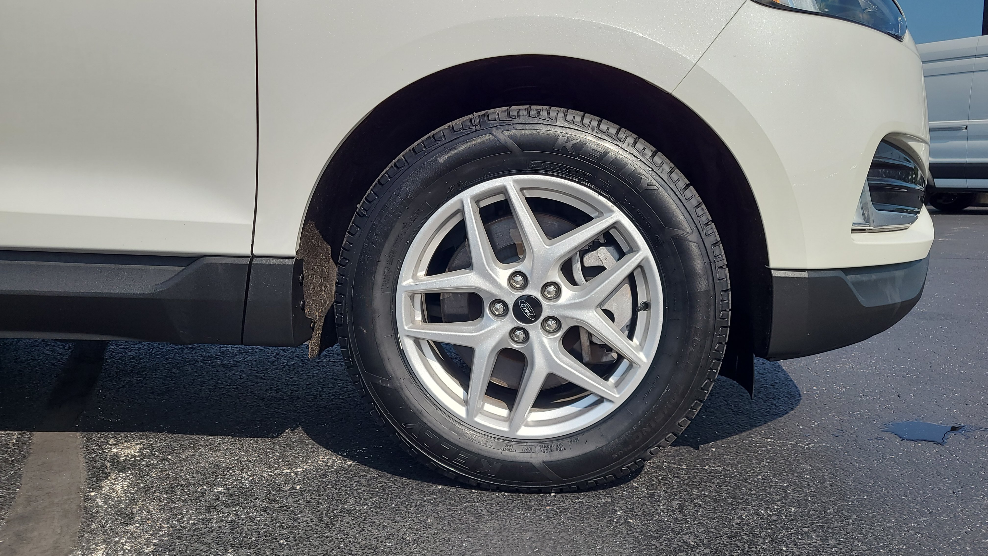 Certified 2023 Ford Edge SEL w/ Convenience Package AWD/4WD image 10