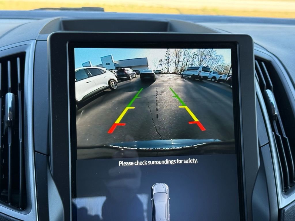 Certified 2022 Ford Edge SE w/ Black Appearance Package image 25