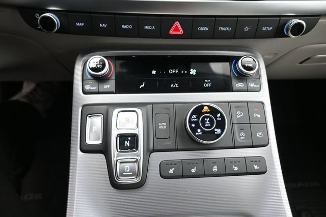 Used 2025 Hyundai Palisade Calligraphy AWD/4WD image 14