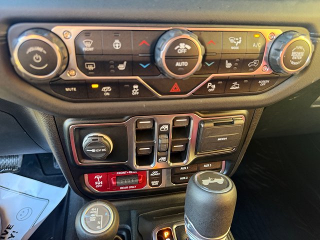 Used 2024 Jeep Wrangler Unlimited Rubicon 392 AWD/4WD image 31