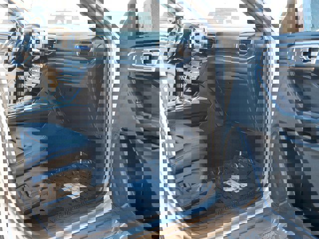 Certified 2020 Ford Explorer XLT w/ Equipment Group 202A image 21