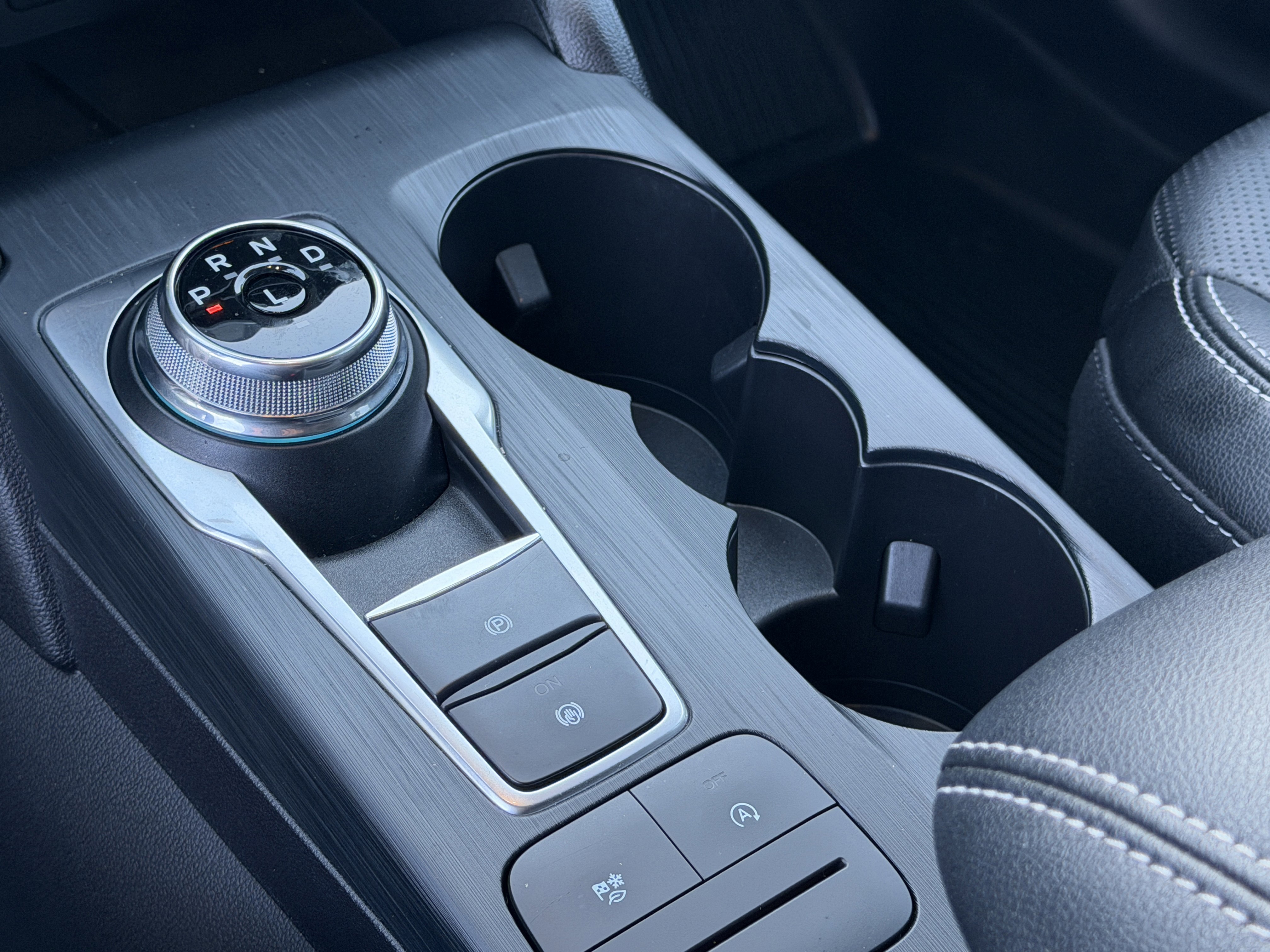 Certified 2022 Ford Escape SEL image 18