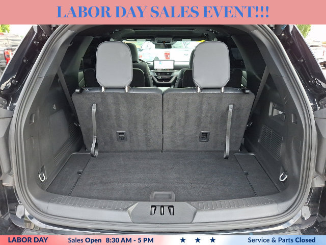 Certified 2025 Ford Explorer ST-Line w/ Premium Package AWD/4WD image 30