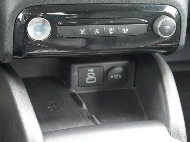 Certified 2025 Ford Escape Platinum AWD/4WD image 21