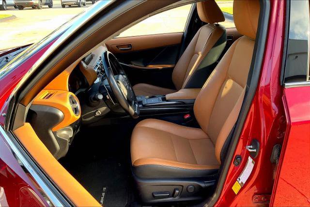 Used 2022 Lexus IS 300 w/ Premium Package image 9