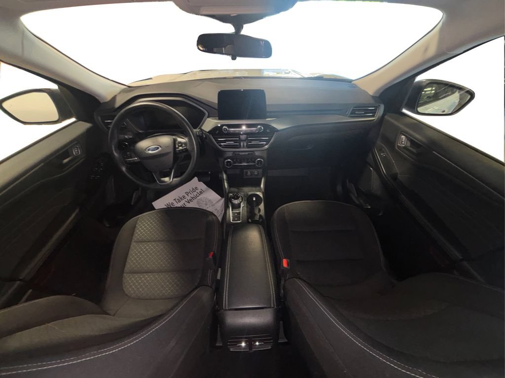 Certified 2025 Ford Escape Active AWD/4WD image 25