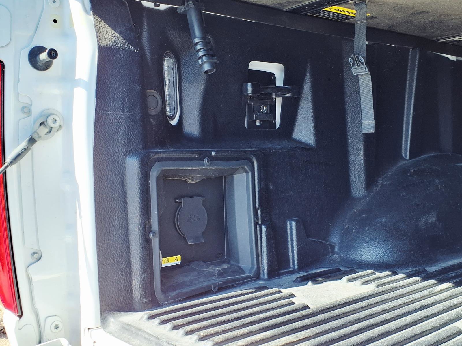 Certified 2022 Ford F150 XLT w/ Equipment Group 302A High image 17