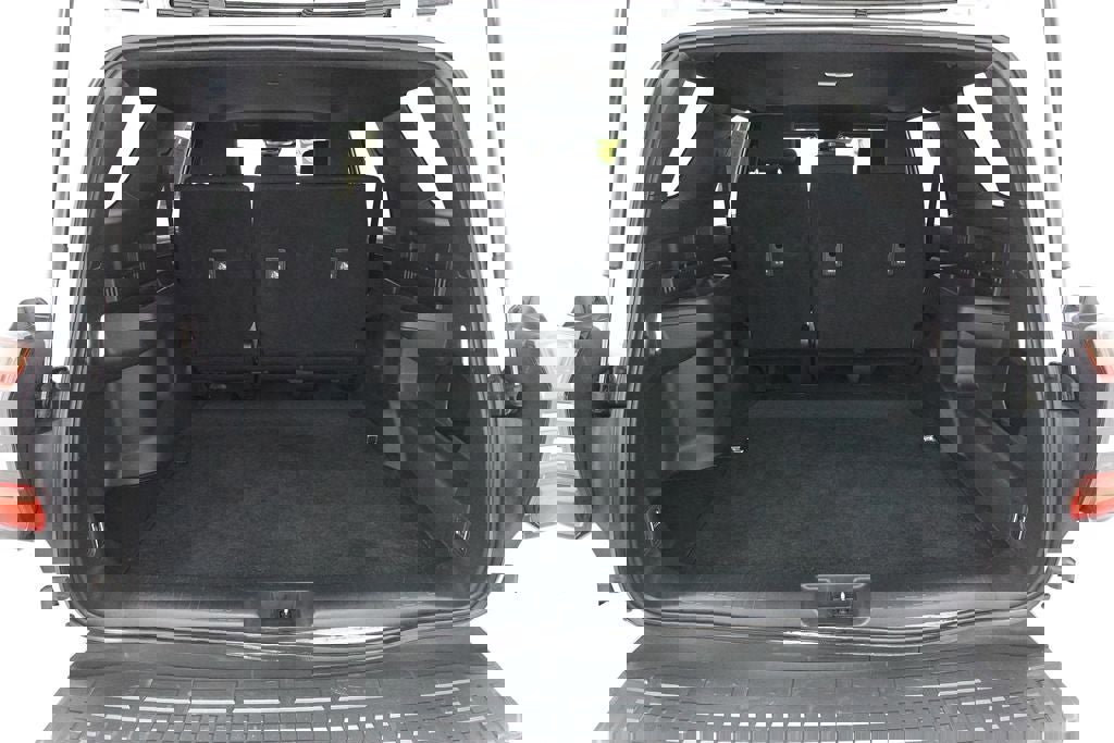 Used 2025 Toyota 4Runner SR5 image 25