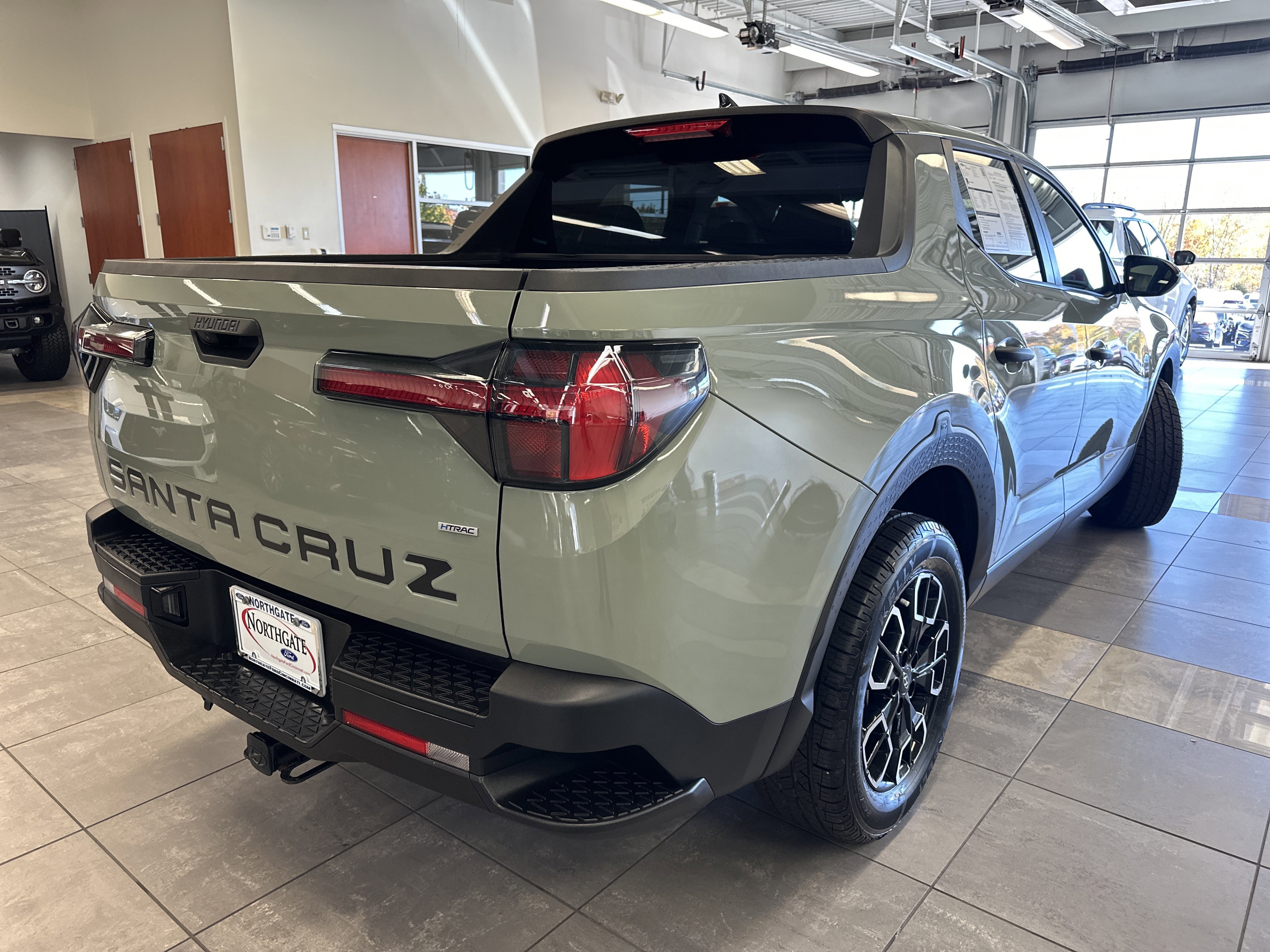 Used 2023 Hyundai Santa Cruz SEL image 5