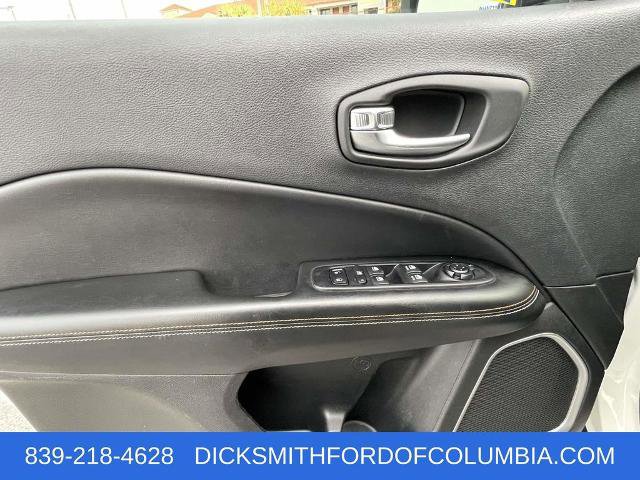 Used 2020 Jeep Compass Latitude w/ Safety & Security Group image 16