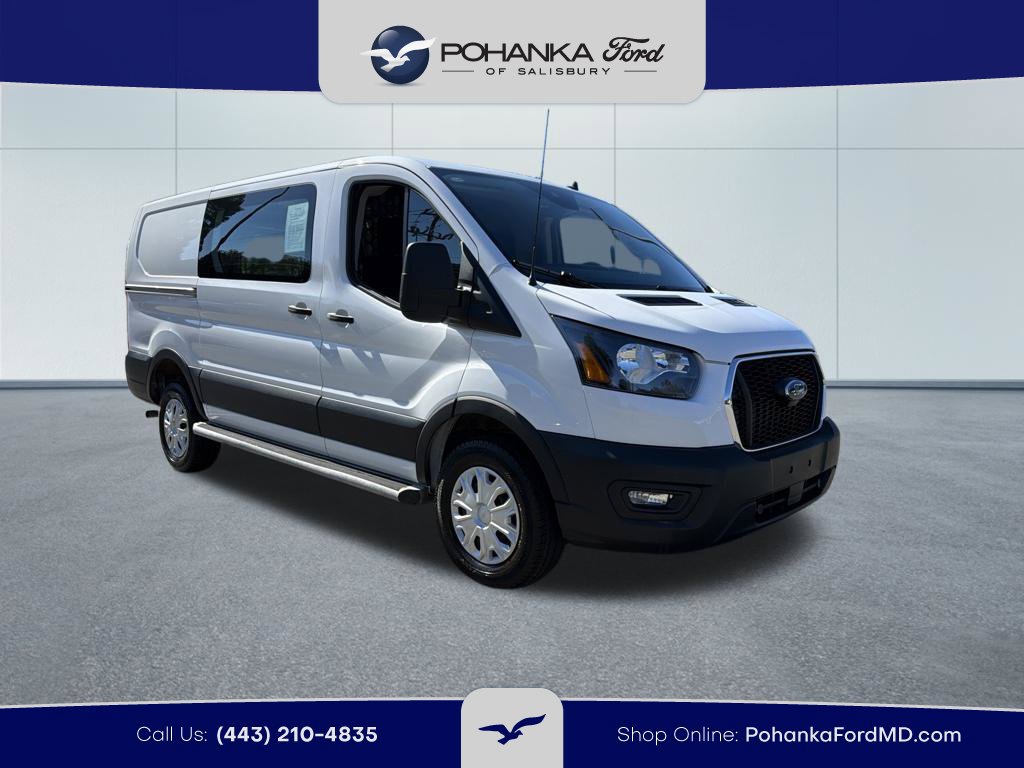 Certified 2025 Ford Transit 250 Low Roof w/ Exterior Upgrade Package RWD image 4
