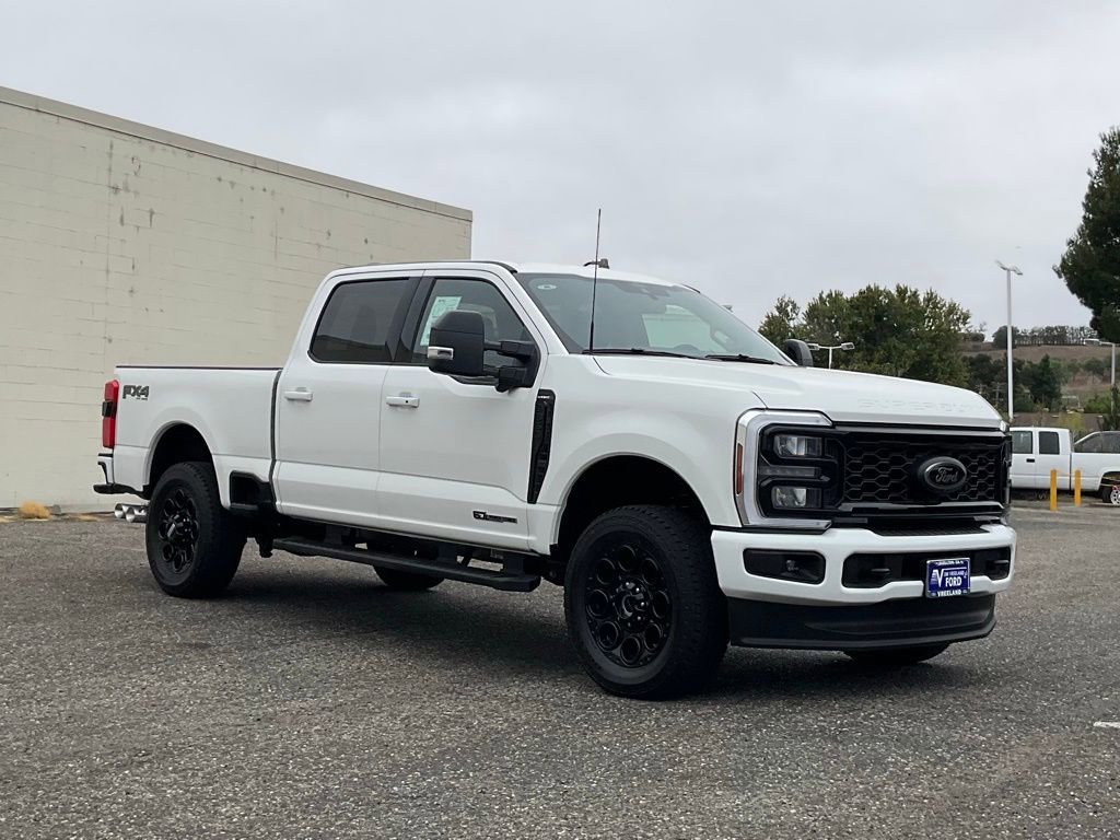 Certified 2025 Ford F350 Lariat w/ Black Appearance Package image 19