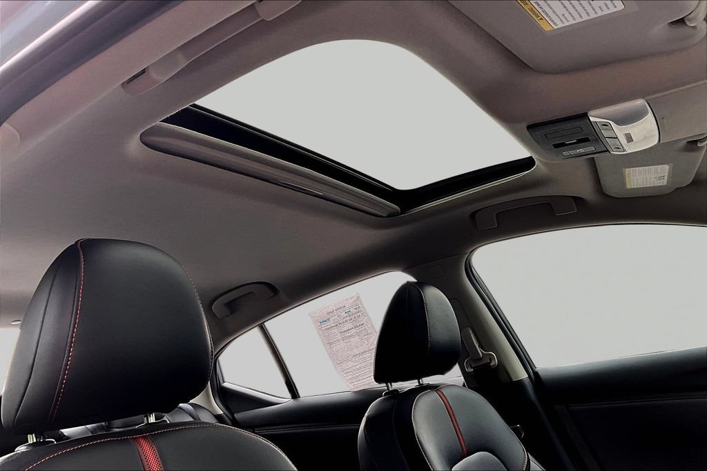 Used 2024 Nissan Sentra SR w/ SR Premium Package FWD image 30