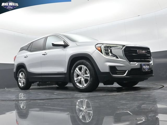 Used 2022 GMC Terrain SLE FWD image 17