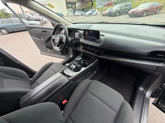 Used 2024 Nissan Rogue S FWD image 24