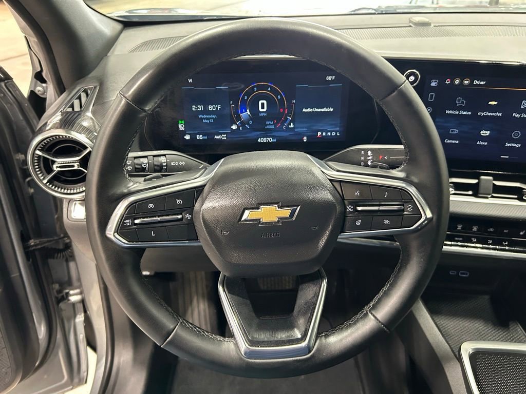 Used 2025 Chevrolet Equinox LT AWD/4WD image 15
