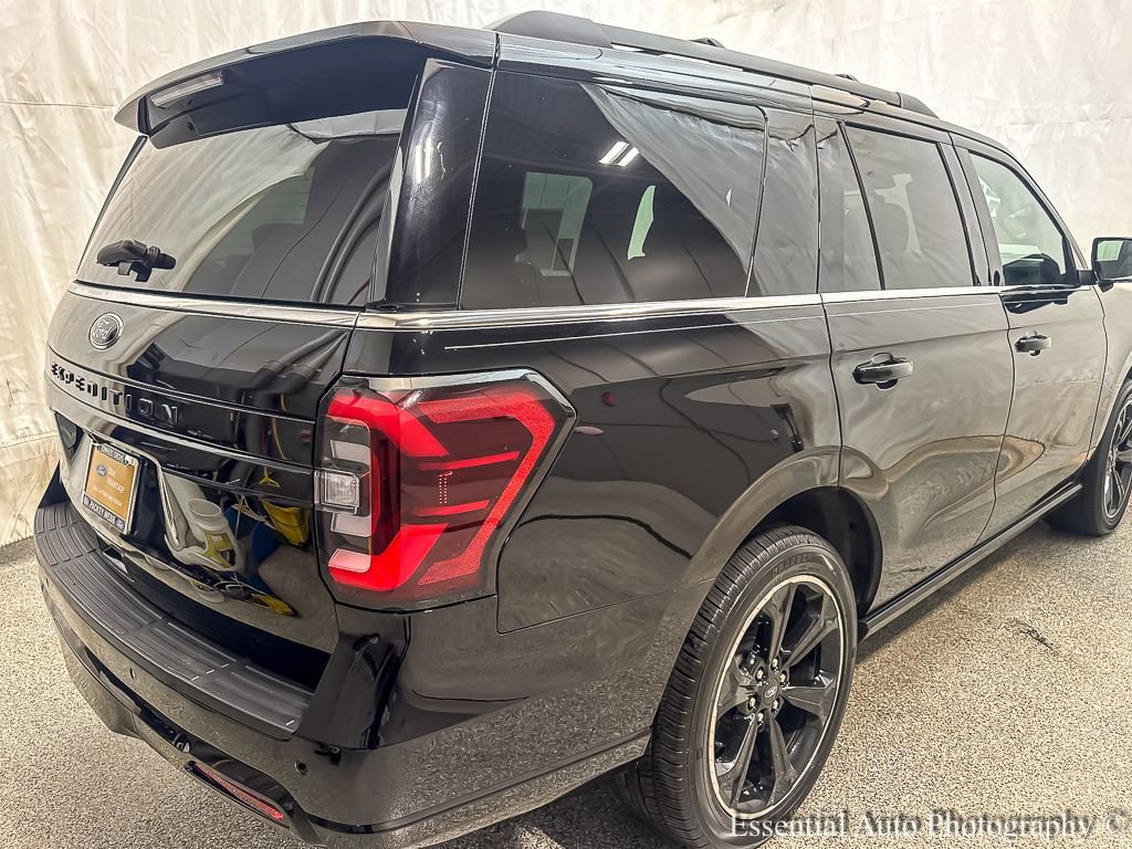 Certified 2023 Ford Expedition Limited image 6