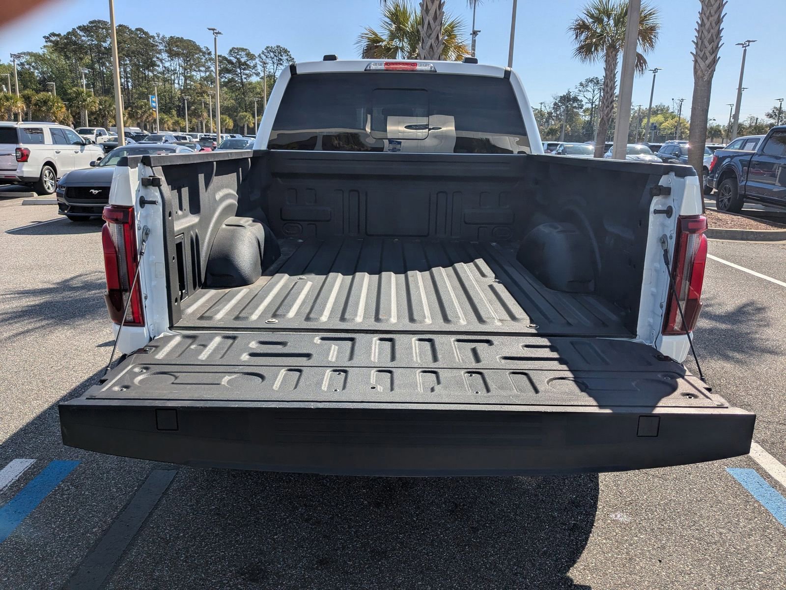 Certified 2024 Ford F150 Lariat w/ Equipment Group 502A High image 13