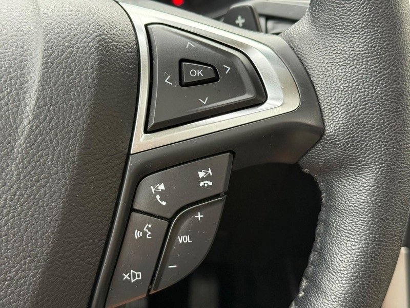 Certified 2022 Ford Edge SEL w/ Convenience Package image 16